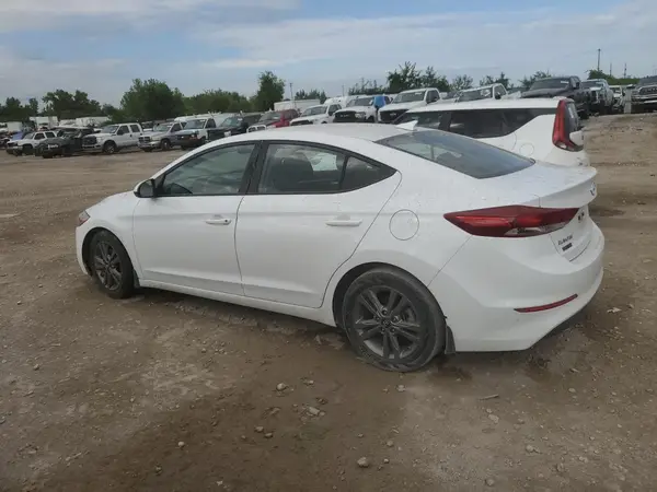 5NPD84LF6JH249652 2018 HYUNDAI ELANTRA - Image 2