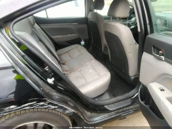 5NPD84LF6JH250669 2018 HYUNDAI ELANTRA - Image 8