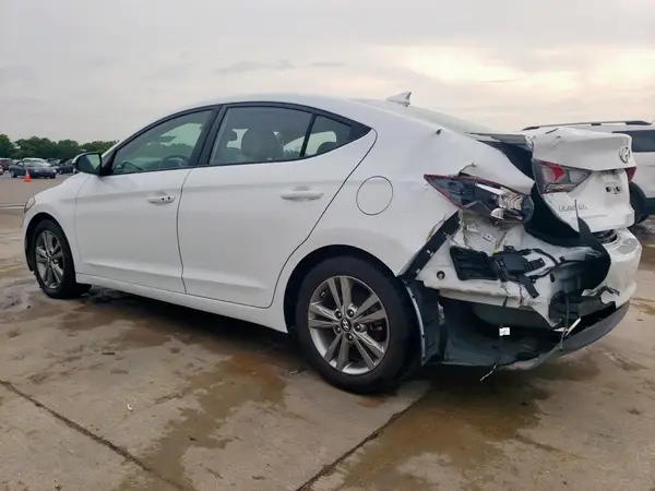 5NPD84LF6JH252115 2018 HYUNDAI ELANTRA - Image 2
