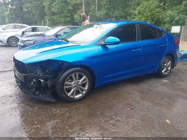 5NPD84LF6JH253166 2018 HYUNDAI ELANTRA - Image 2