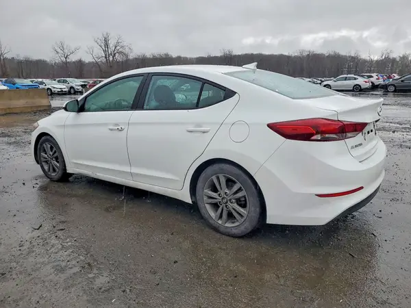 5NPD84LF6JH253295 2018 HYUNDAI ELANTRA - Image 2