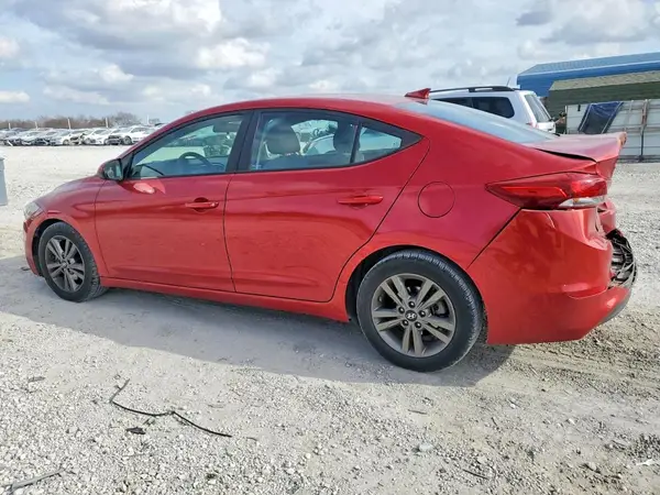 5NPD84LF6JH253653 2018 HYUNDAI ELANTRA - Image 2