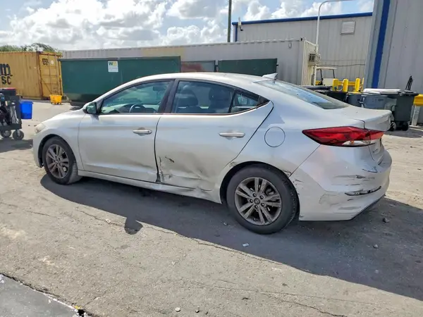 5NPD84LF6JH254236 2018 HYUNDAI ELANTRA - Image 2