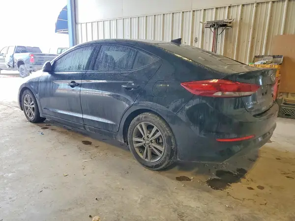 5NPD84LF6JH257833 2018 HYUNDAI ELANTRA - Image 2