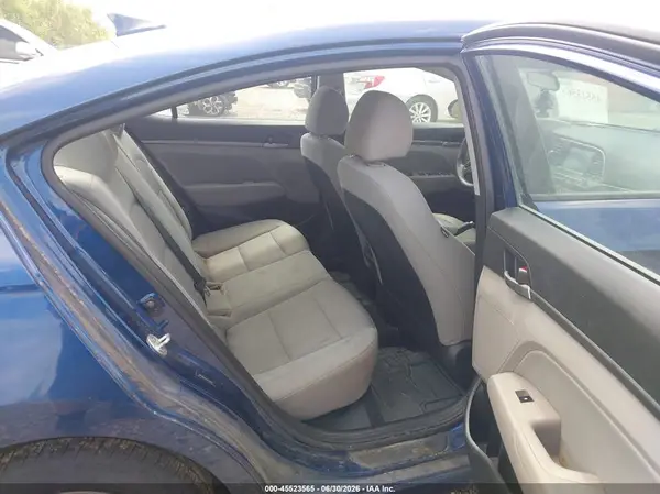 5NPD84LF6JH258495 2018 HYUNDAI ELANTRA - Image 8