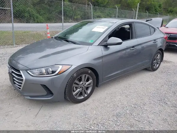 5NPD84LF6JH260215 2018 HYUNDAI ELANTRA - Image 2