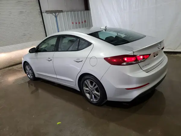 5NPD84LF6JH261123 2018 HYUNDAI ELANTRA - Image 2