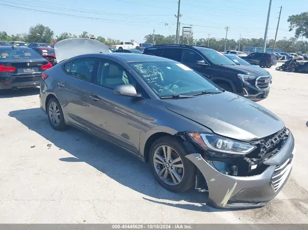 5NPD84LF6JH261168 2018 HYUNDAI ELANTRA - Image 1