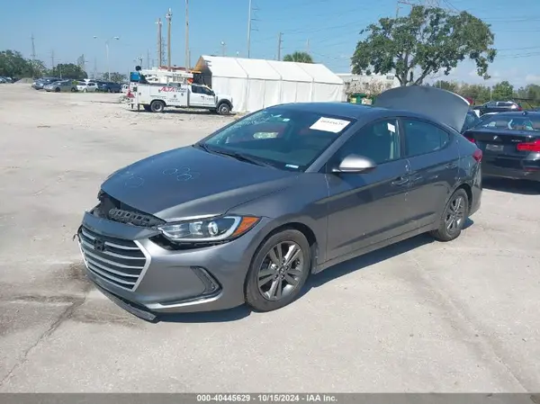 5NPD84LF6JH261168 2018 HYUNDAI ELANTRA - Image 2