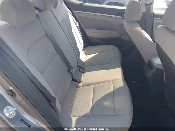 5NPD84LF6JH261168 2018 HYUNDAI ELANTRA - Image 8
