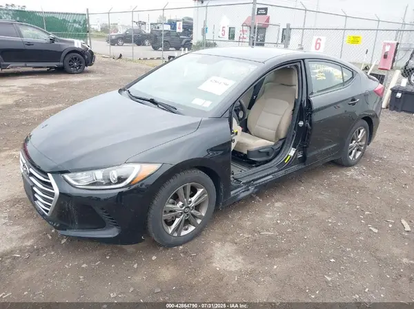 5NPD84LF6JH261784 2018 HYUNDAI ELANTRA - Image 2