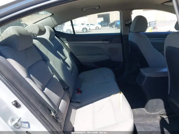5NPD84LF6JH261834 2018 HYUNDAI ELANTRA - Image 8