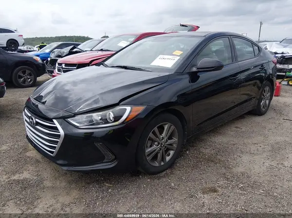 5NPD84LF6JH262160 2018 HYUNDAI ELANTRA - Image 2