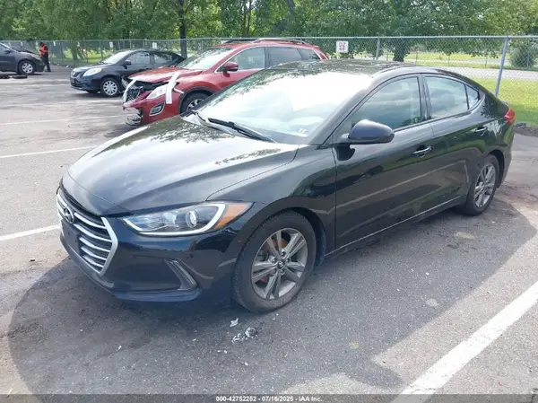 5NPD84LF6JH264233 2018 HYUNDAI ELANTRA - Image 2