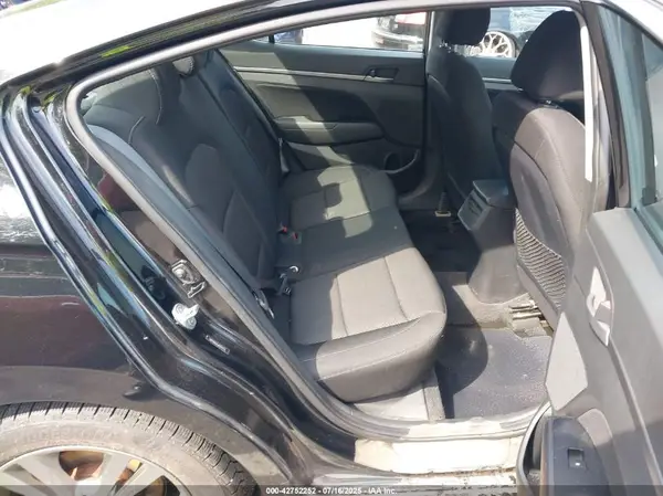 5NPD84LF6JH264233 2018 HYUNDAI ELANTRA - Image 8