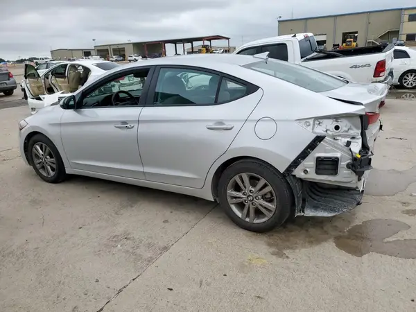 5NPD84LF6JH266578 2018 HYUNDAI ELANTRA - Image 2