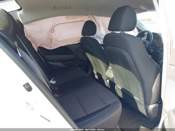 5NPD84LF6JH267813 2018 HYUNDAI ELANTRA - Image 8