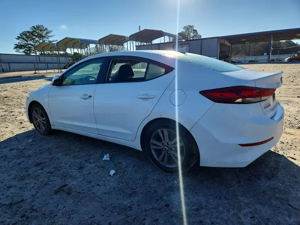5NPD84LF6JH268878 2018 HYUNDAI ELANTRA - Image 2