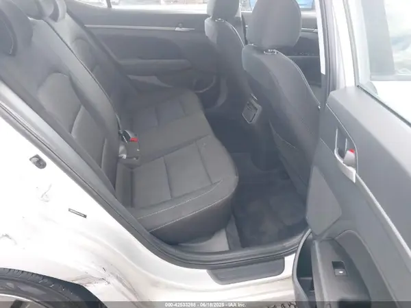 5NPD84LF6JH273126 2018 HYUNDAI ELANTRA - Image 8