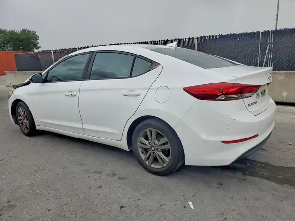 5NPD84LF6JH275121 2018 HYUNDAI ELANTRA - Image 2