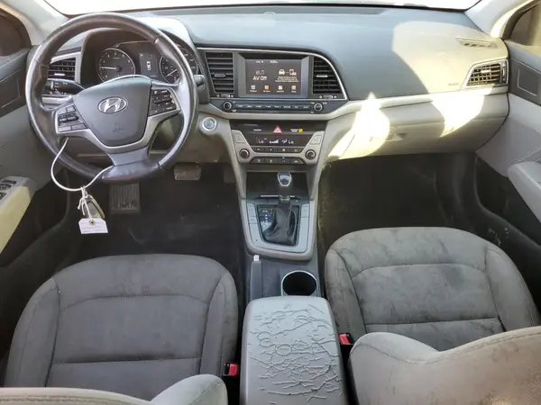 5NPD84LF6JH275197 2018 HYUNDAI ELANTRA - Image 8