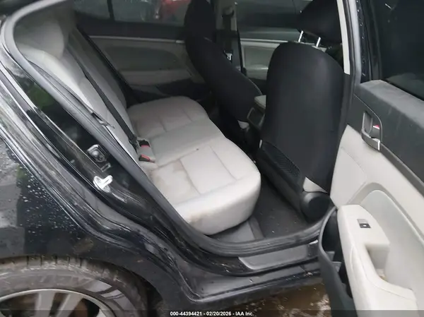 5NPD84LF6JH276348 2018 HYUNDAI ELANTRA - Image 8
