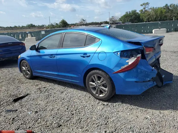 5NPD84LF6JH279864 2018 HYUNDAI ELANTRA - Image 2