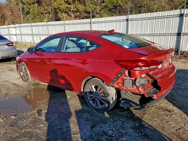 5NPD84LF6JH281520 2018 HYUNDAI ELANTRA - Image 2