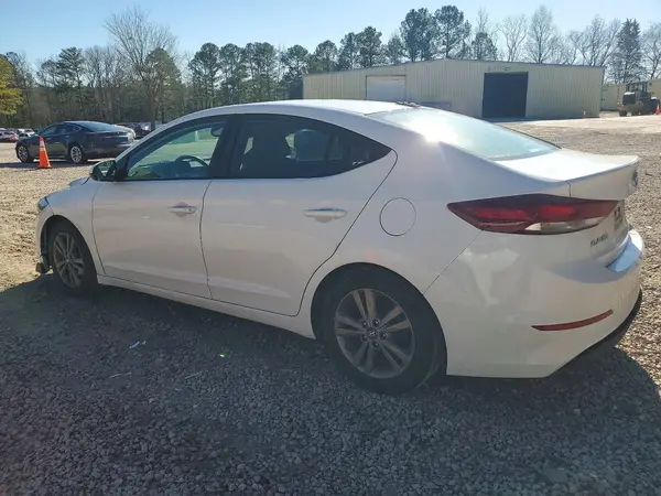 5NPD84LF6JH282134 2018 HYUNDAI ELANTRA - Image 2