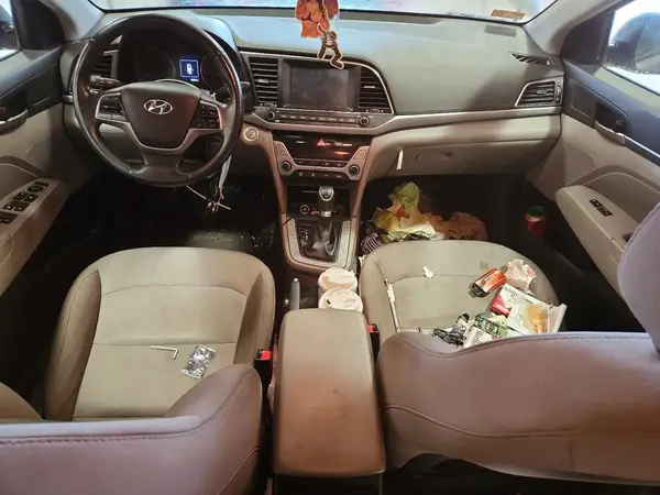 5NPD84LF6JH285020 2018 HYUNDAI ELANTRA - Image 8