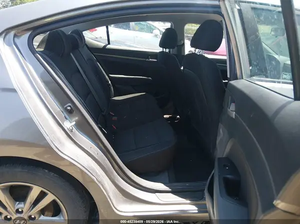 5NPD84LF6JH286409 2018 HYUNDAI ELANTRA - Image 8