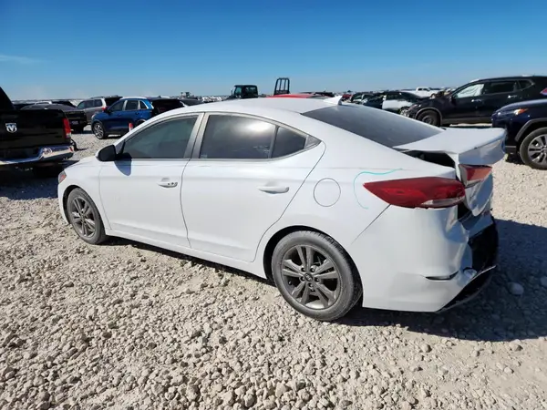 5NPD84LF6JH287866 2018 HYUNDAI ELANTRA - Image 2