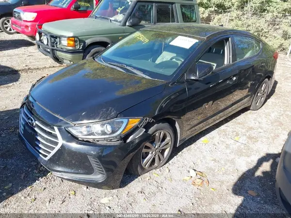 5NPD84LF6JH290962 2018 HYUNDAI ELANTRA - Image 2