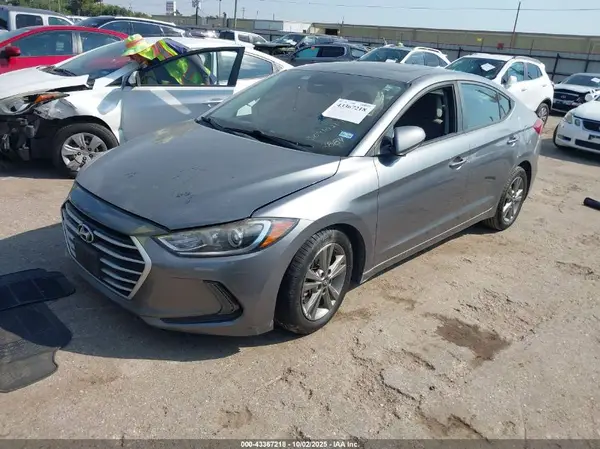 5NPD84LF6JH292484 2018 HYUNDAI ELANTRA - Image 2