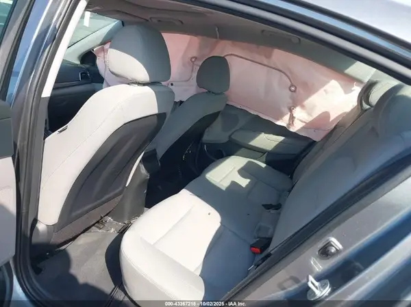 5NPD84LF6JH292484 2018 HYUNDAI ELANTRA - Image 8