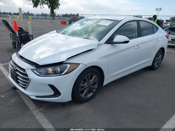 5NPD84LF6JH292677 2018 HYUNDAI ELANTRA - Image 2
