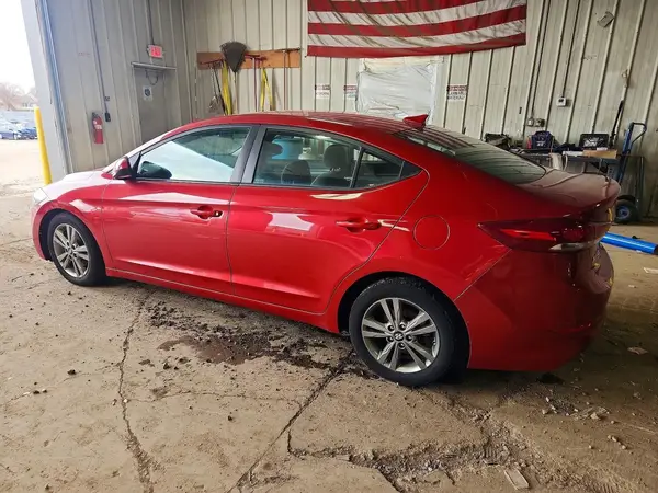 5NPD84LF6JH295241 2018 HYUNDAI ELANTRA - Image 2