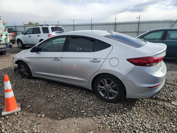 5NPD84LF6JH296437 2018 HYUNDAI ELANTRA - Image 2