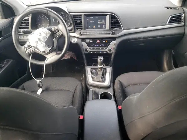 5NPD84LF6JH297409 2018 HYUNDAI ELANTRA - Image 8