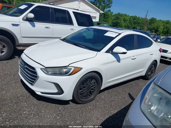 5NPD84LF6JH298799 2018 HYUNDAI ELANTRA - Image 2