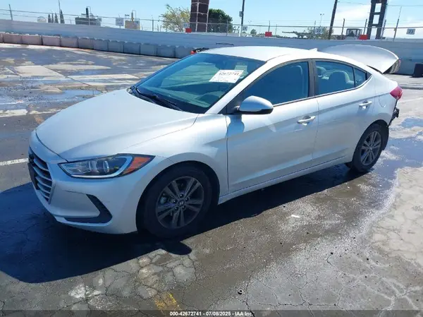 5NPD84LF6JH299015 2018 HYUNDAI ELANTRA - Image 2