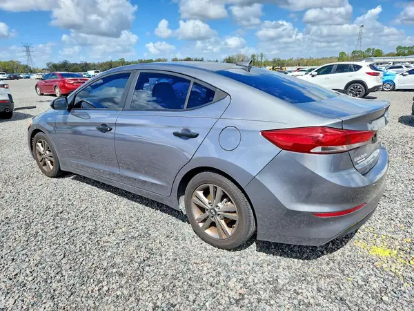 5NPD84LF6JH299533 2018 HYUNDAI ELANTRA - Image 2