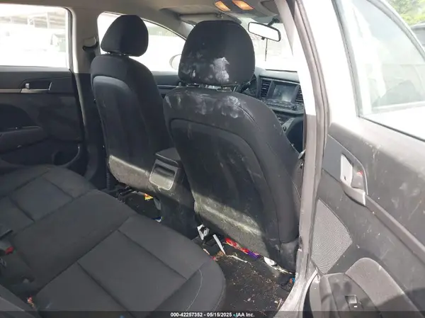 5NPD84LF6JH301491 2018 HYUNDAI ELANTRA - Image 8