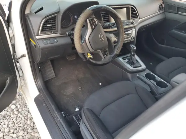 5NPD84LF6JH301927 2018 HYUNDAI ELANTRA - Image 8