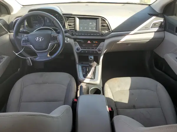 5NPD84LF6JH303385 2018 HYUNDAI ELANTRA - Image 8