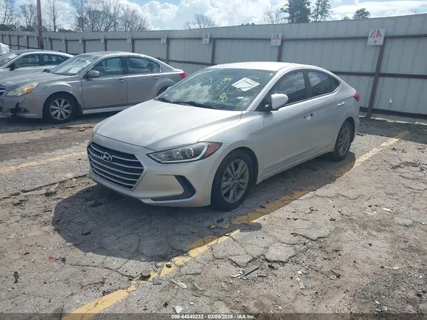 5NPD84LF6JH306948 2018 HYUNDAI ELANTRA - Image 2