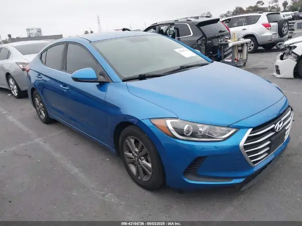 5NPD84LF6JH307968 2018 HYUNDAI ELANTRA - Image 1