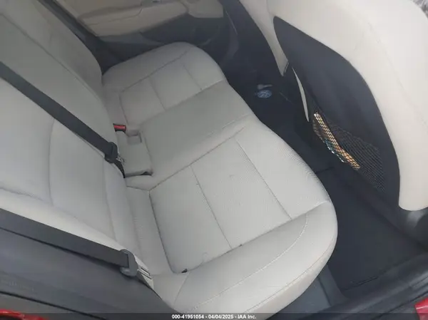 5NPD84LF6JH309042 2018 HYUNDAI ELANTRA - Image 8