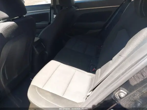 5NPD84LF6JH310627 2018 HYUNDAI ELANTRA - Image 8