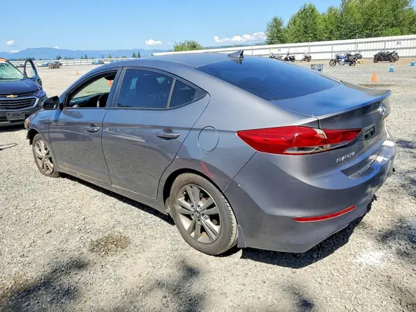 5NPD84LF6JH317917 2018 HYUNDAI ELANTRA - Image 2